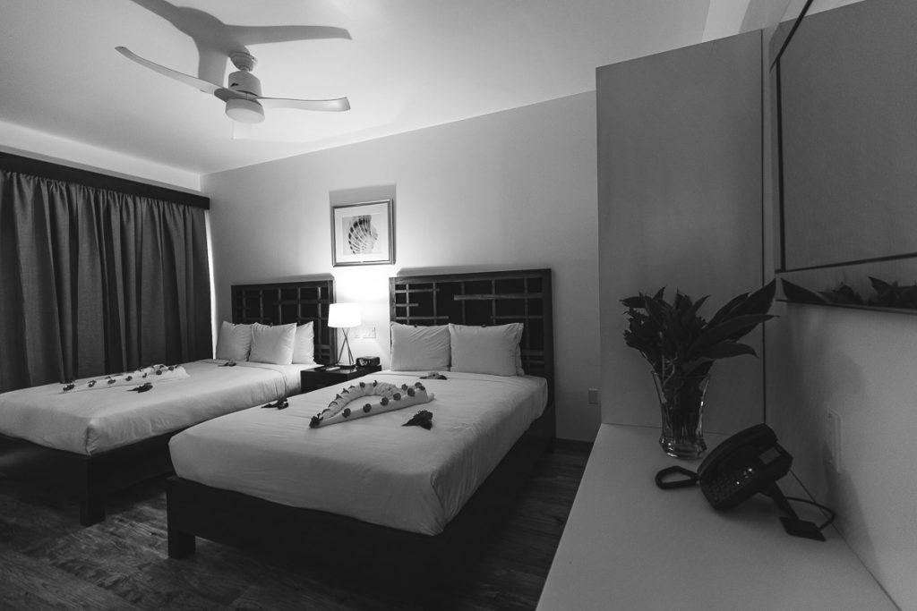 Queen Deluxe Room - La Placita Inn